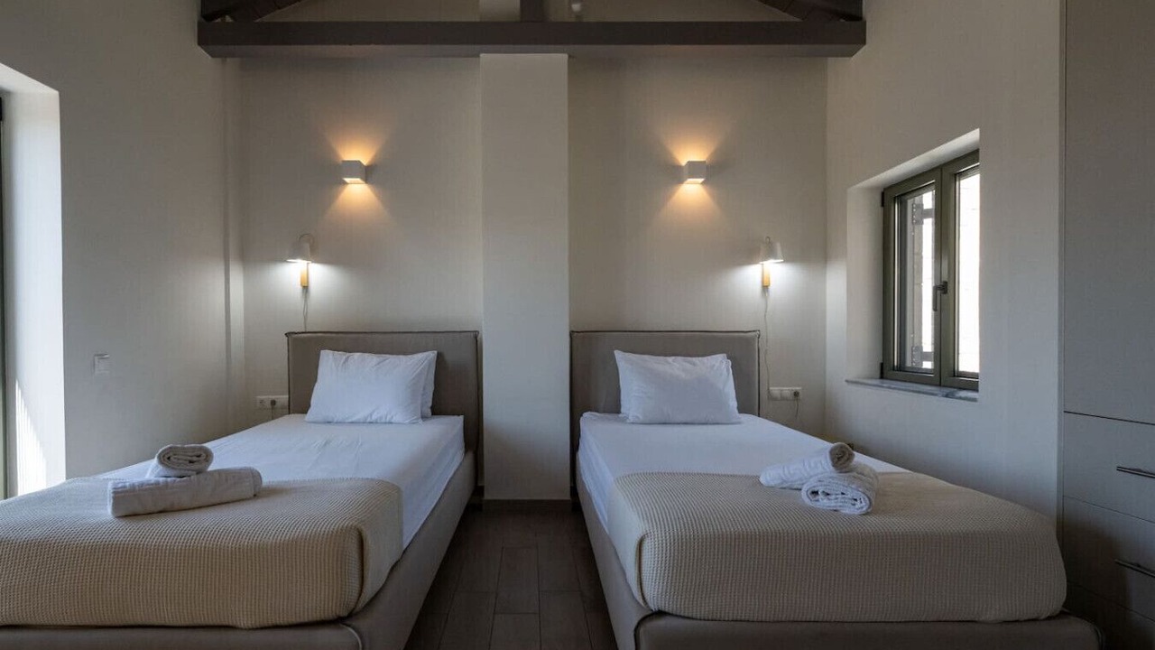 Photo of Bedroom in Lefktron
