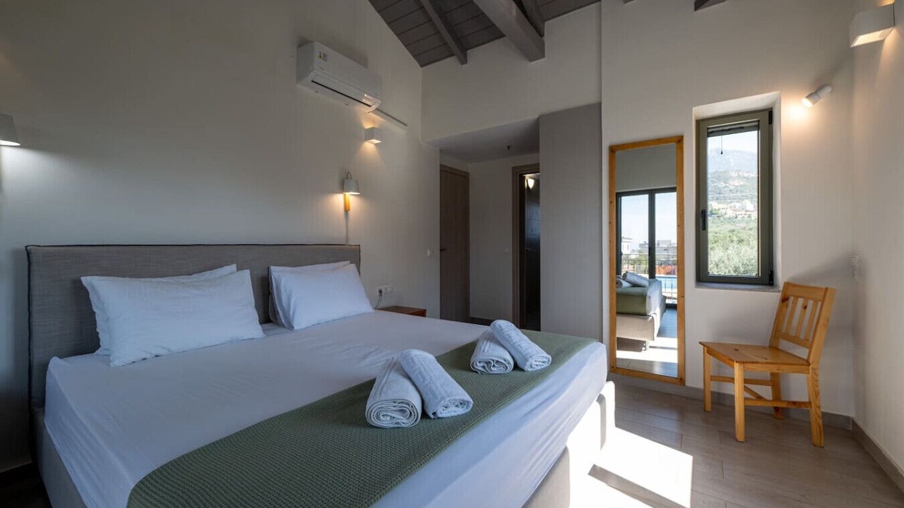 Photo of Bedroom in Lefktron