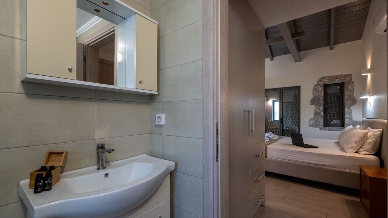 Photo of Bathroom in Lefktron