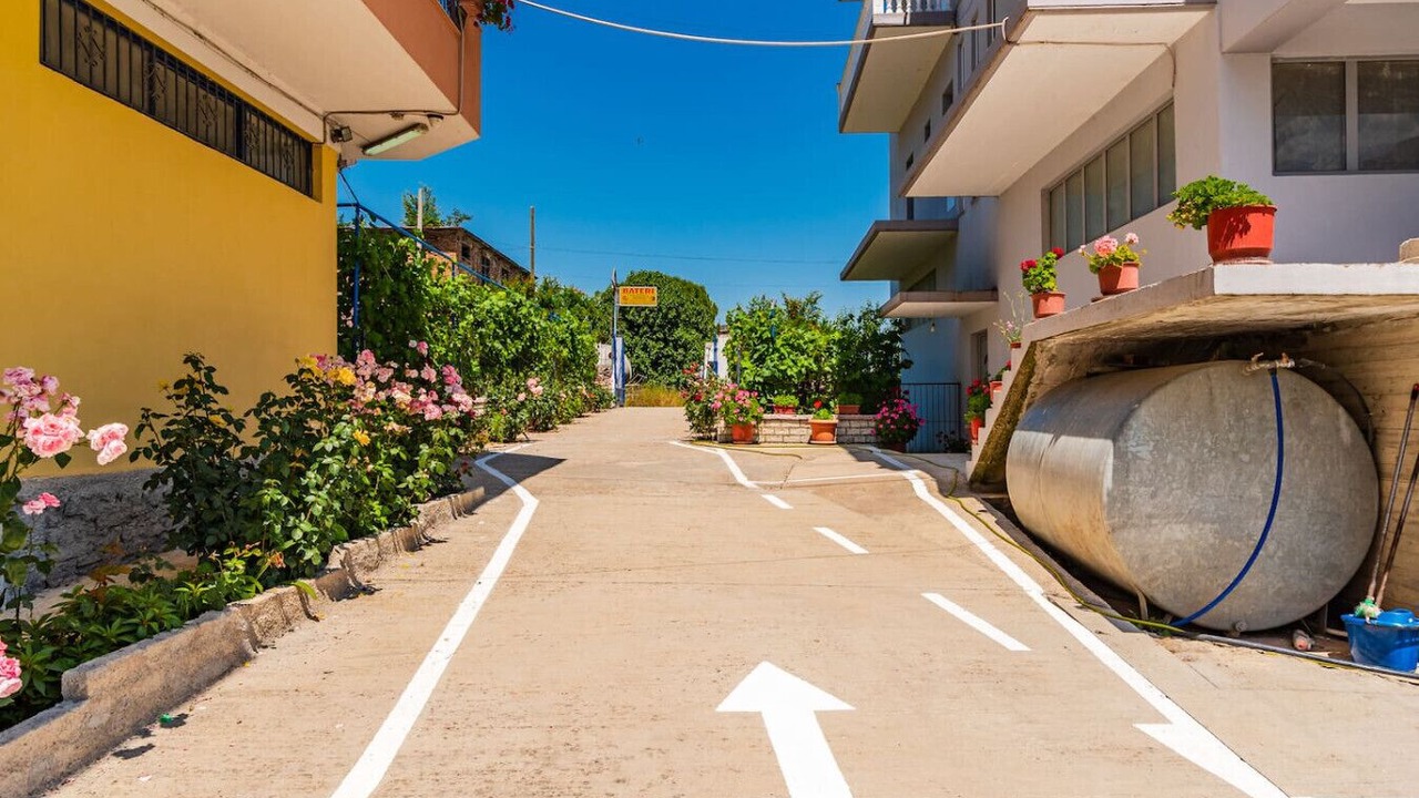 Photo of Outdoor in Lazarat