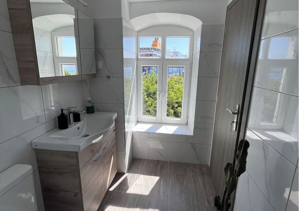 Photo of Bathroom in Ermoupoli