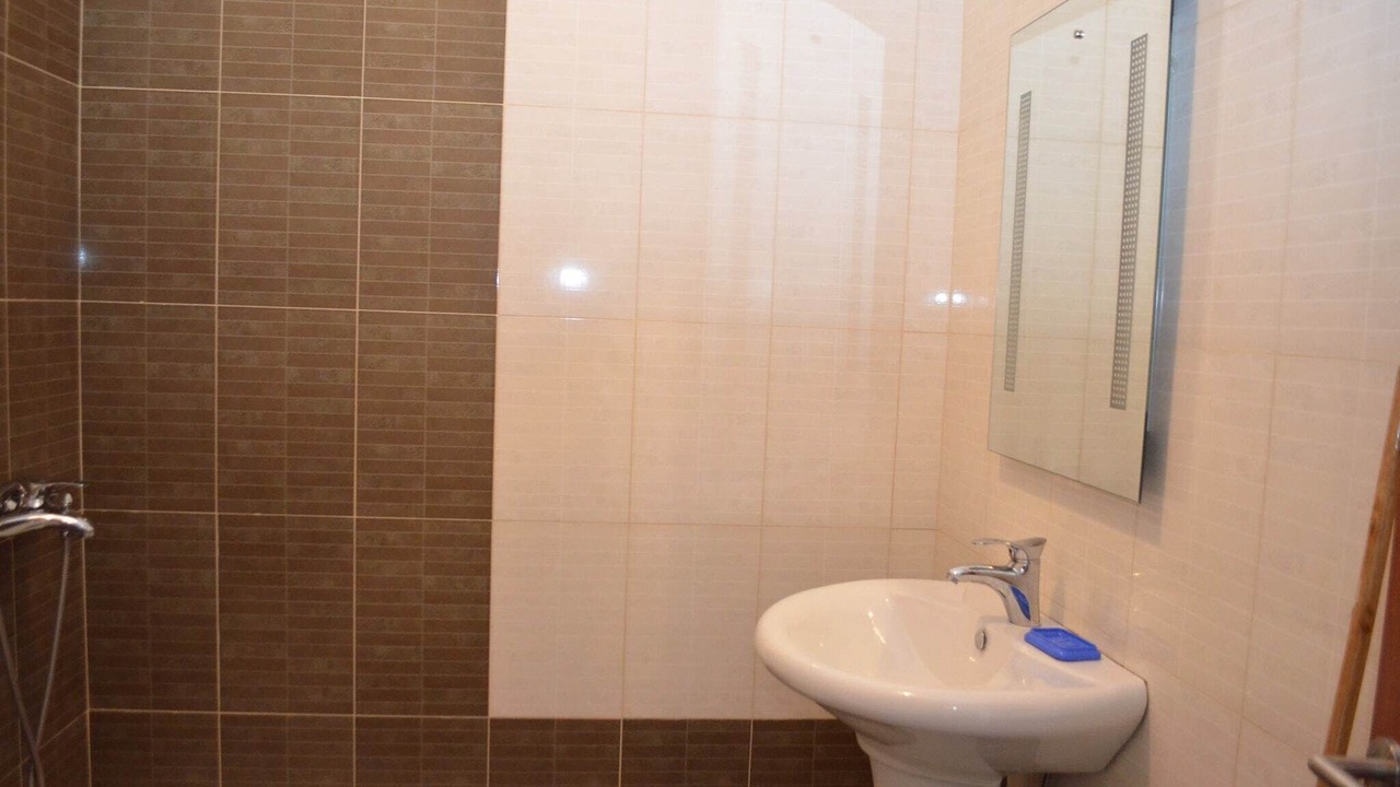 Photo of Bathroom in Qender