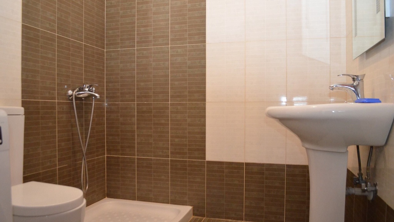 Photo of Bathroom in Qender