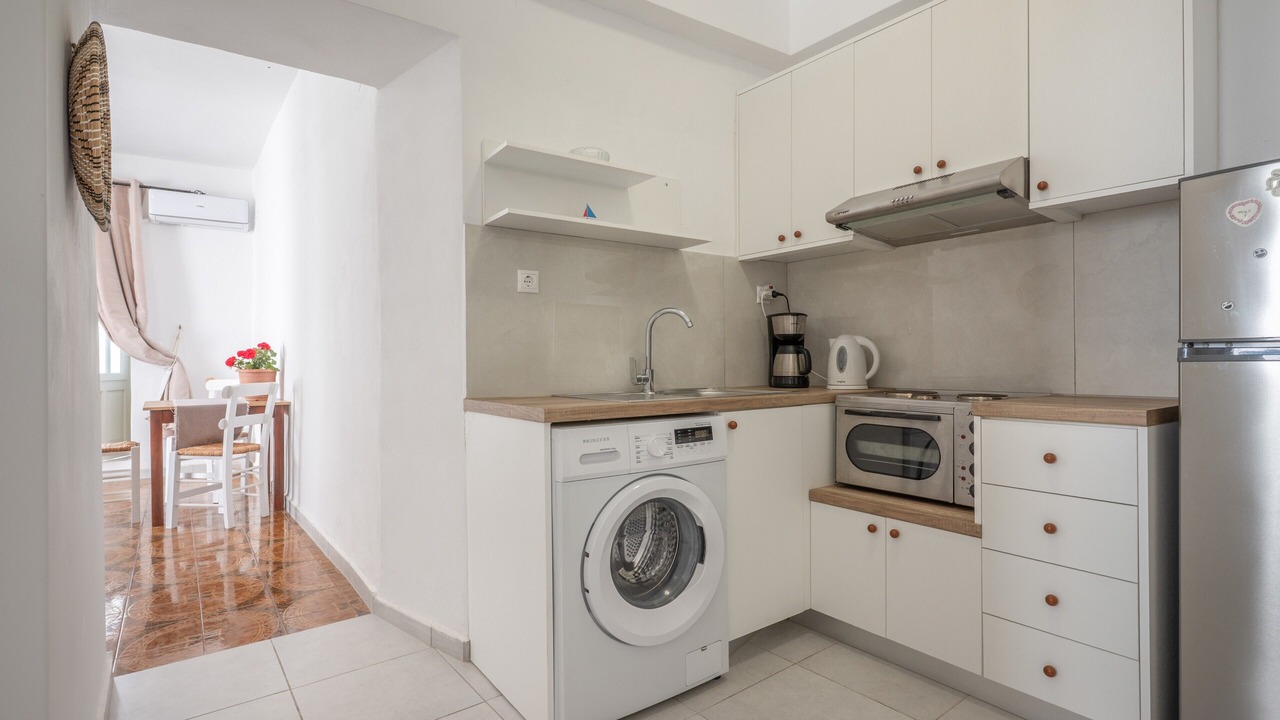 Photo of Kitchen in Mirtos