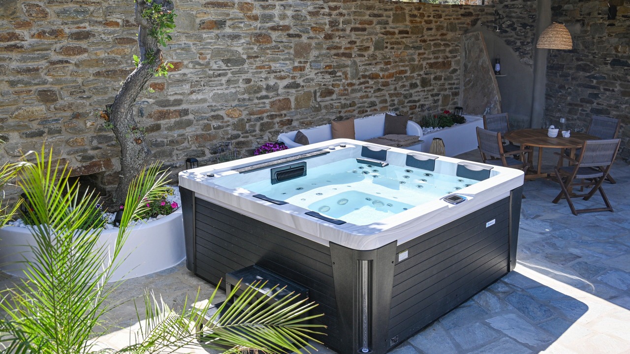 Photo of Outdoor in Exomvourgo