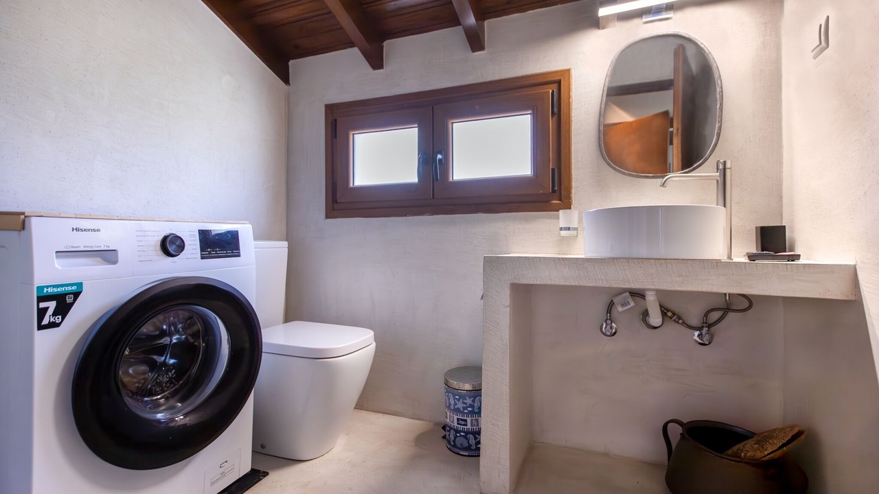 Photo of Bathroom in Sane