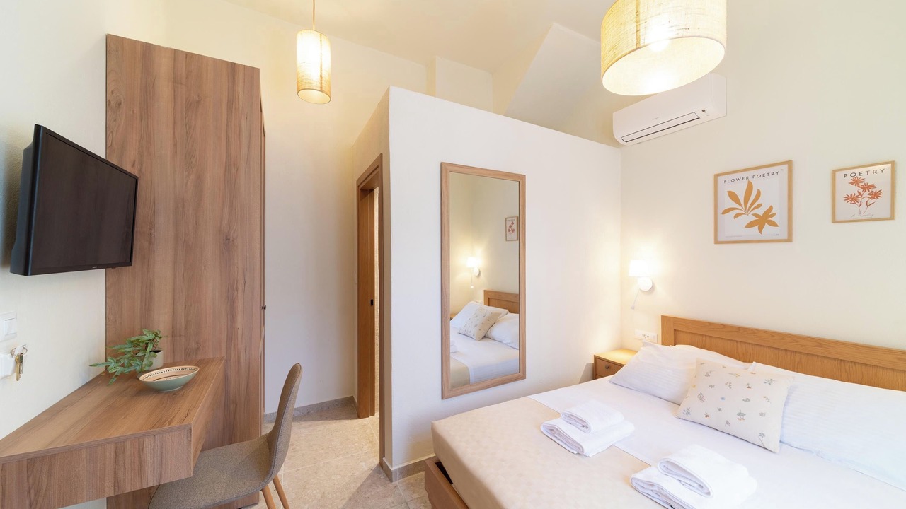 Photo of Bedroom in Rhodes Town