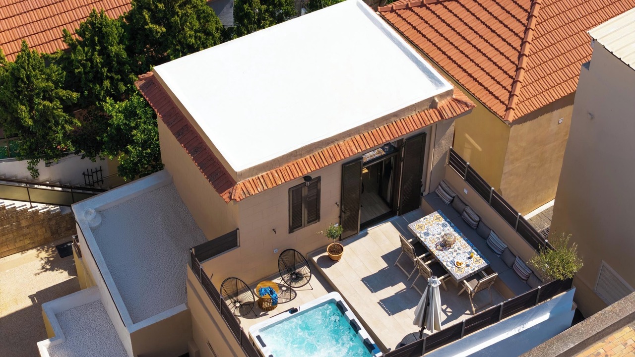 Photo of Outdoor in Rhodes Town