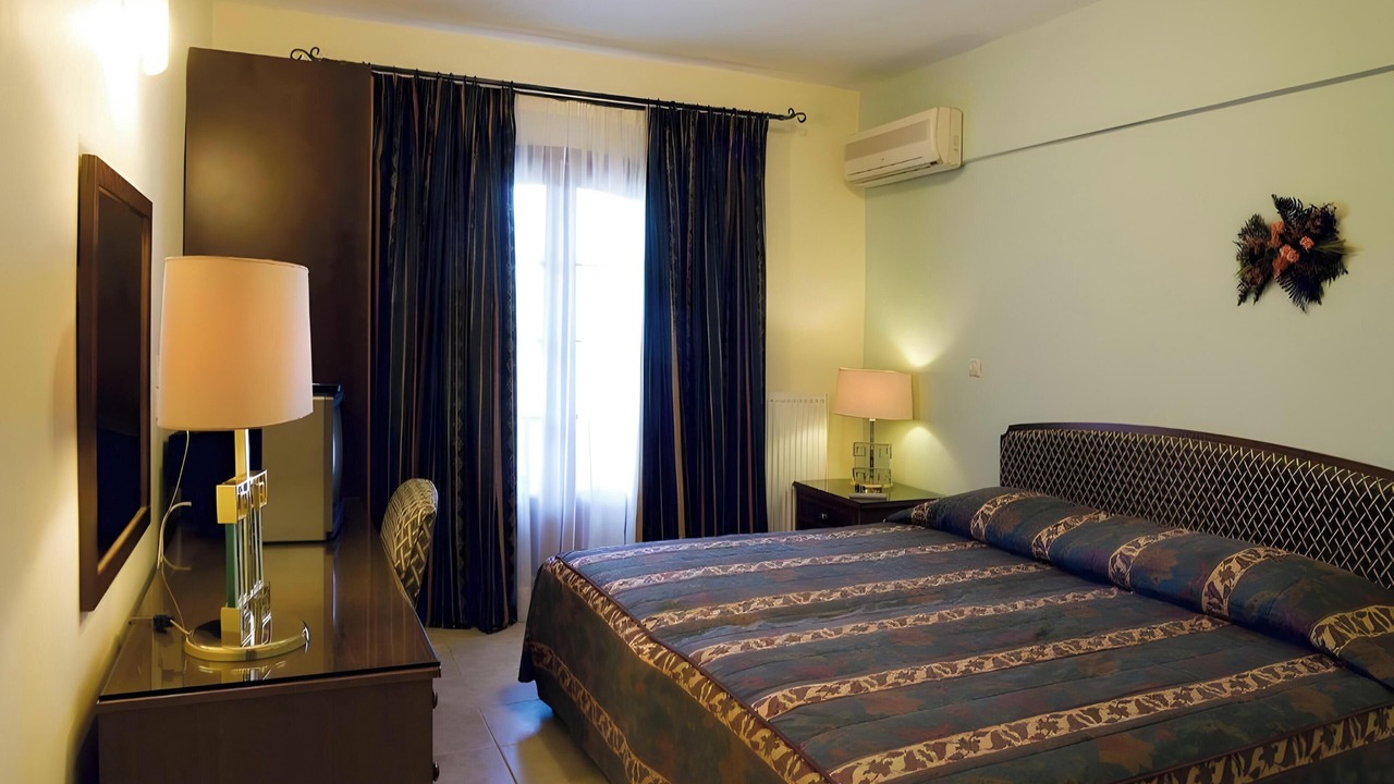 Photo of Bedroom in Tzavros