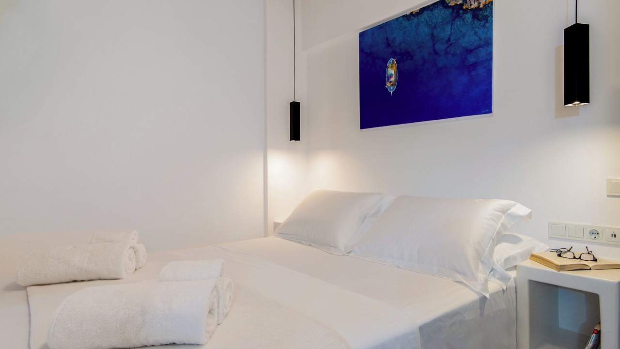 Photo of Bedroom in Platis Gialos