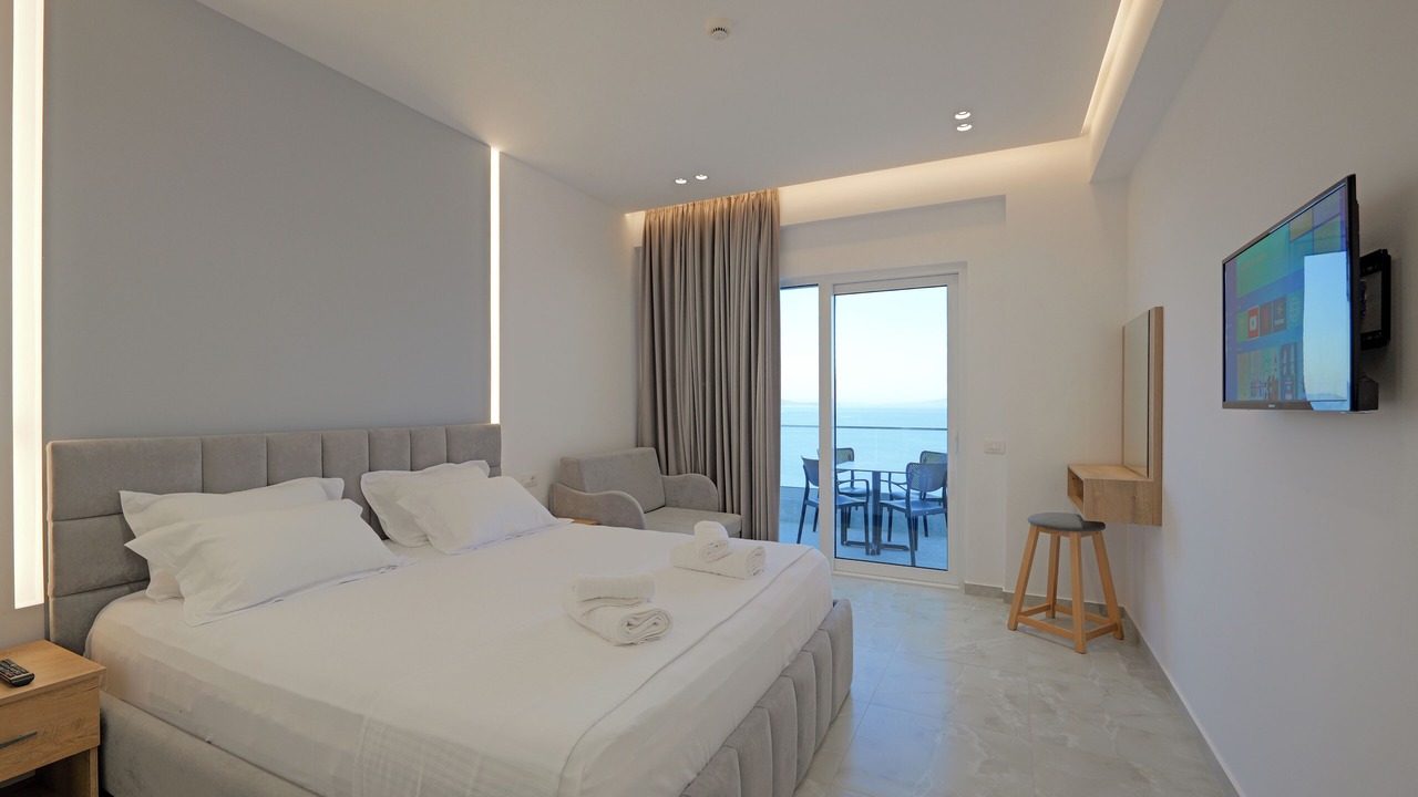 Photo of Bedroom in Qeparo