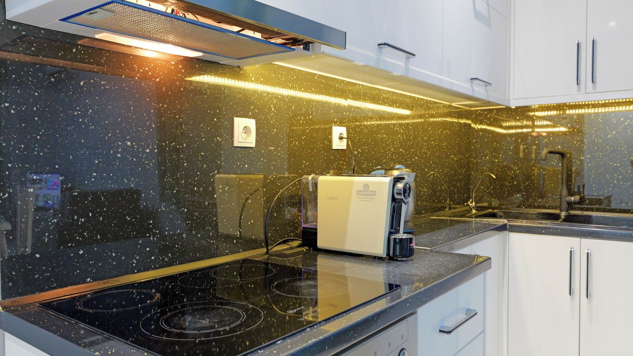 Photo of Kitchen in Qeparo