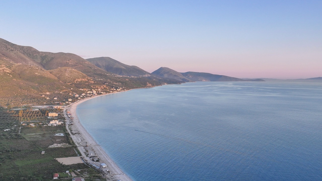 Photo of Outdoor in Qeparo