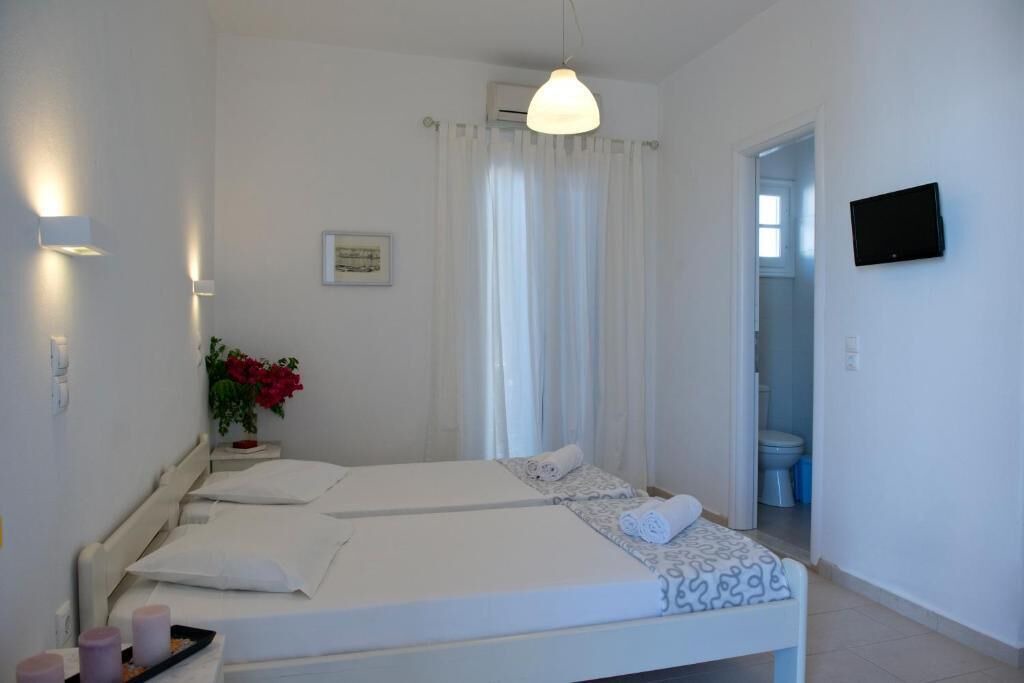Photo of Bedroom in Tourlos