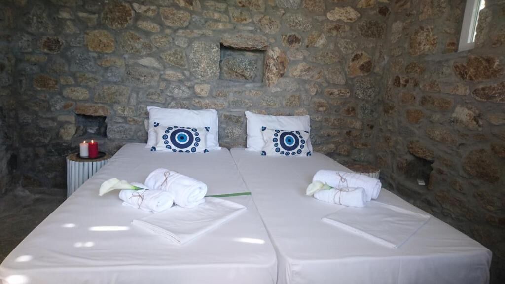 Photo of Bedroom in Tourlos