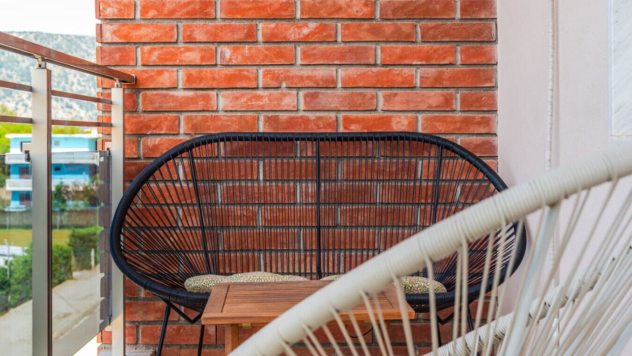 Photo of Patio Balcony in Velipoje