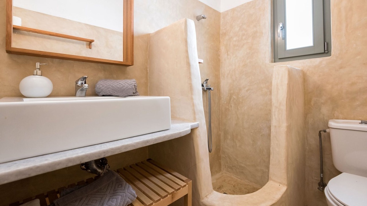 Photo of Bathroom in Drios