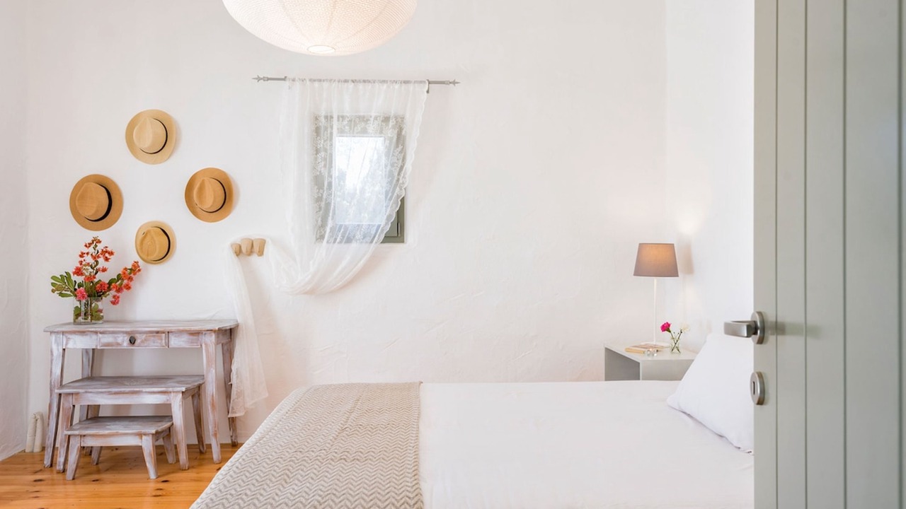 Photo of Bedroom in Drios