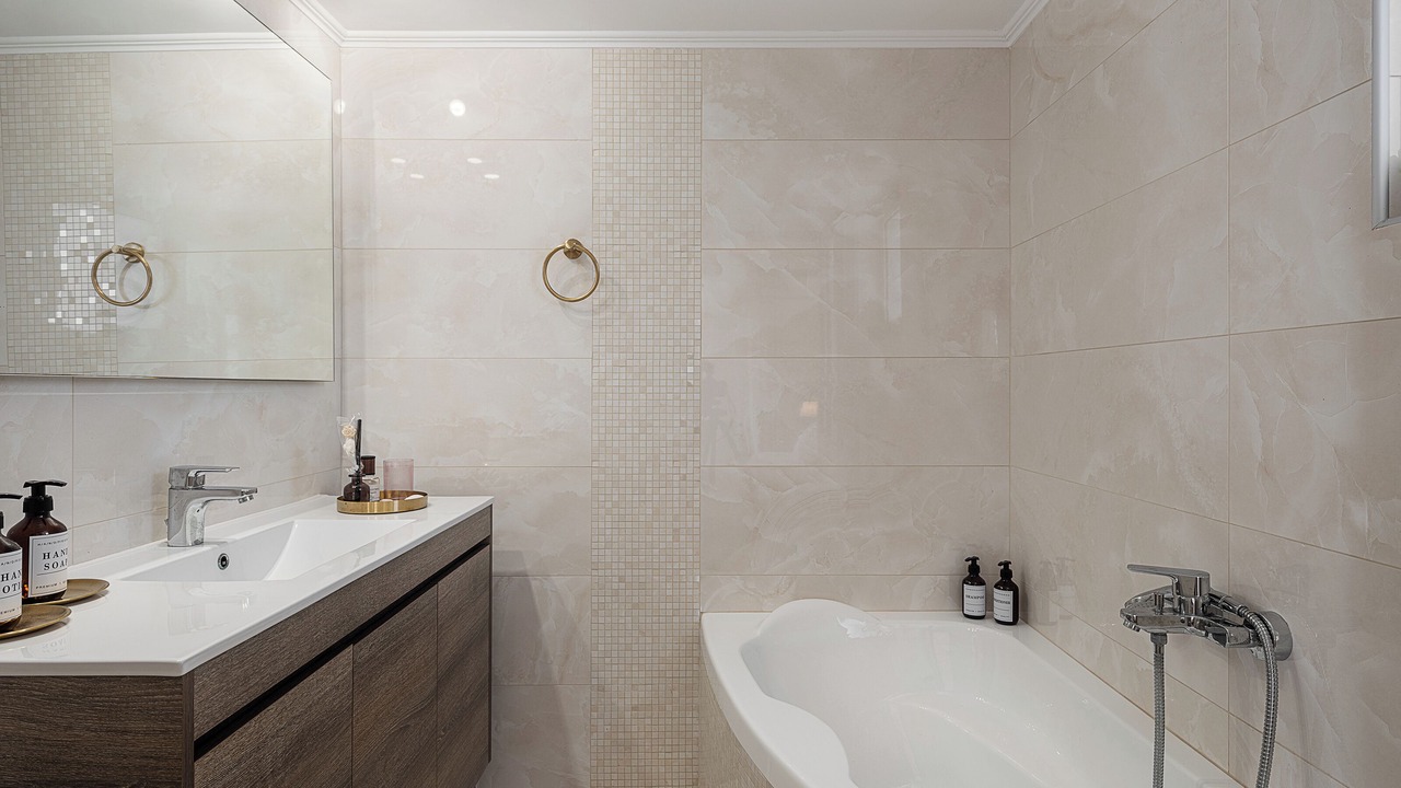 Photo of Bathroom in Aptera
