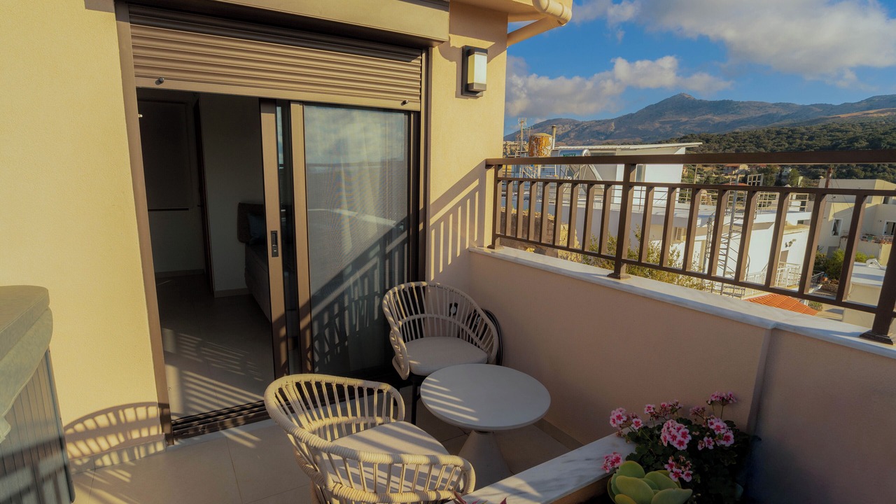 Photo of Patio Balcony in Mikro Metchi