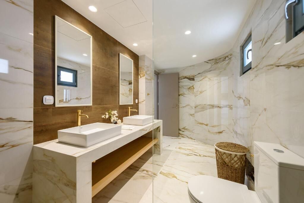 Photo of Bathroom in Paros