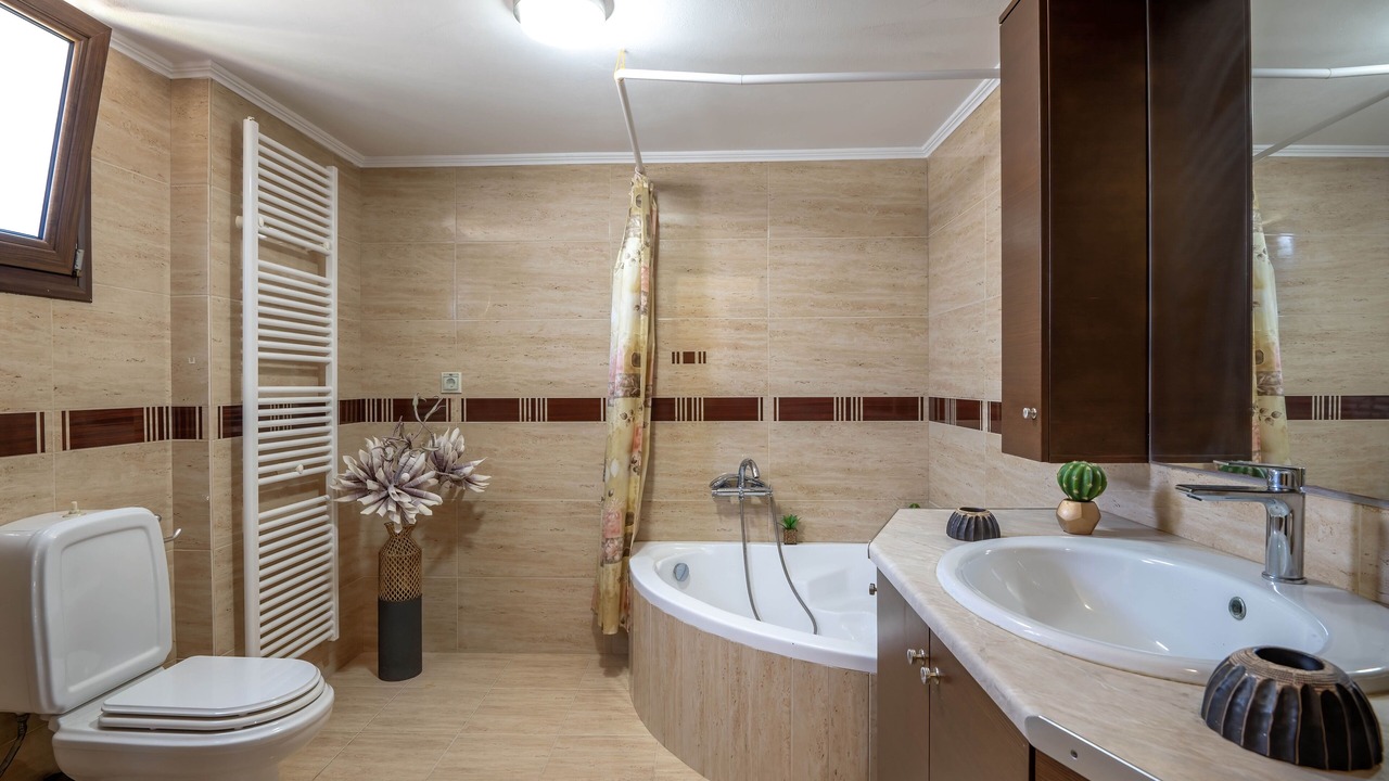 Photo of Bathroom in Dafni