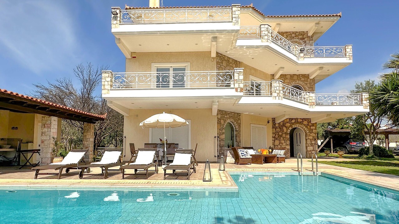 Photo of Outdoor in Saronikos