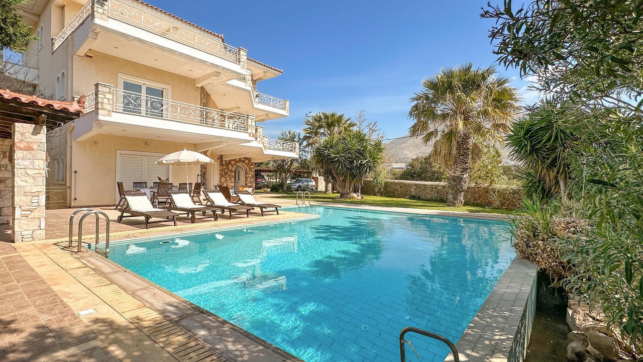 Photo of Outdoor in Saronikos