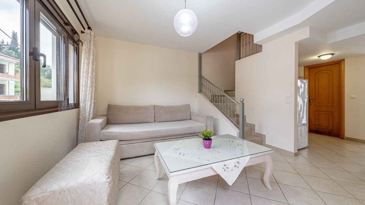 Photo of Livingroom in Sivota