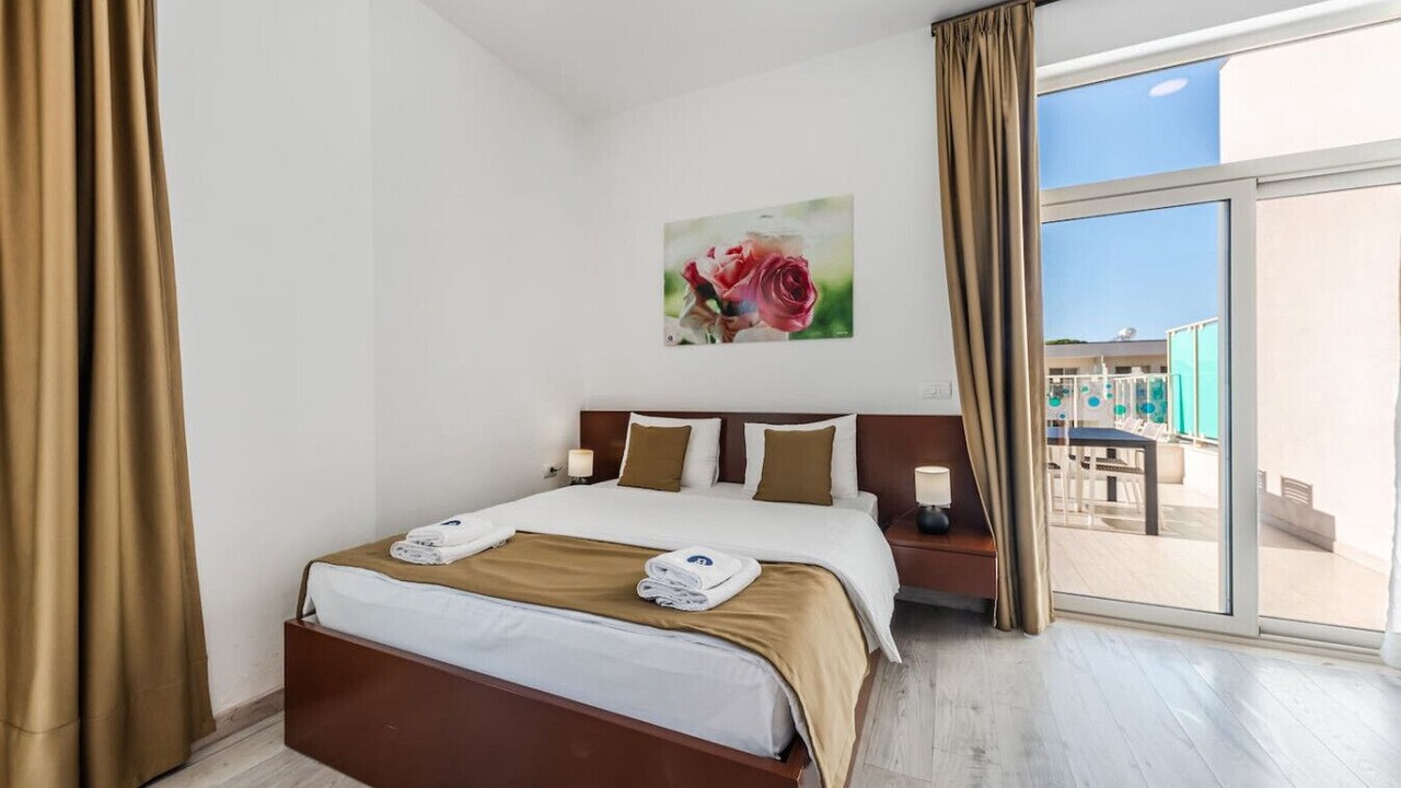 Photo of Bedroom in Qerek