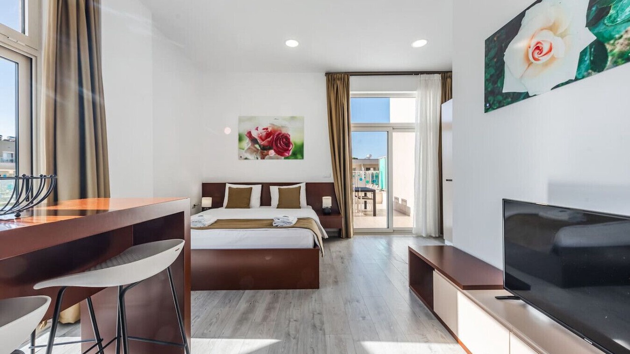Photo of Bedroom in Qerek