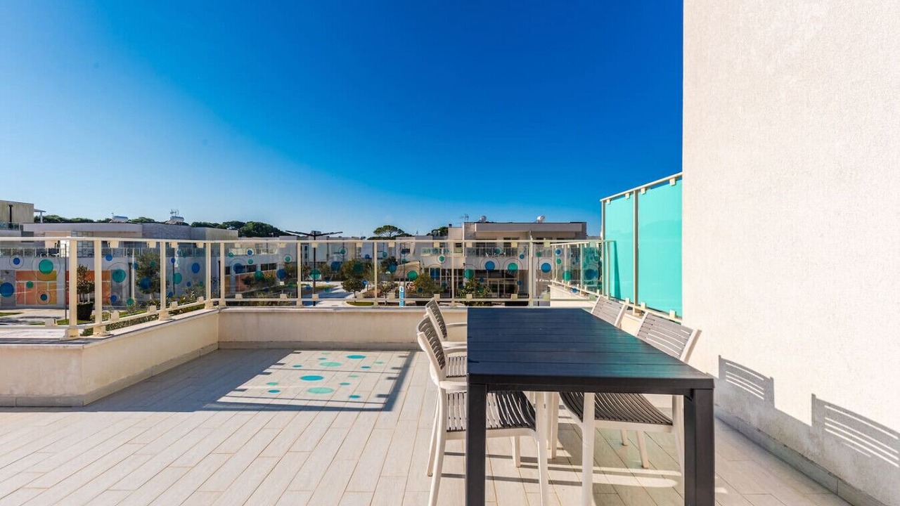 Photo of Patio Balcony in Qerek