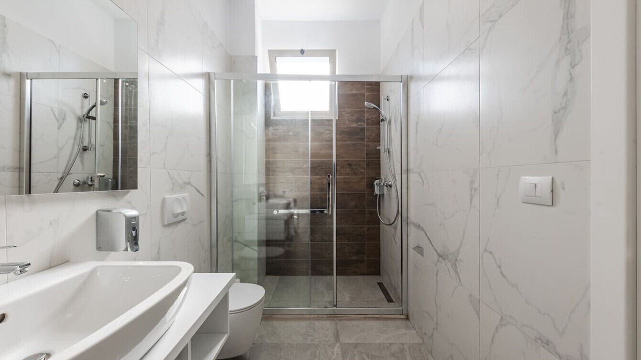 Photo of Bathroom in Qerek