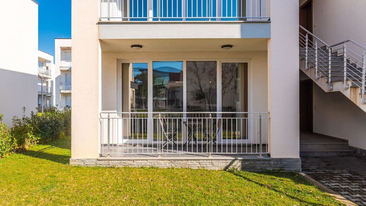 Photo of Outdoor in Sakës