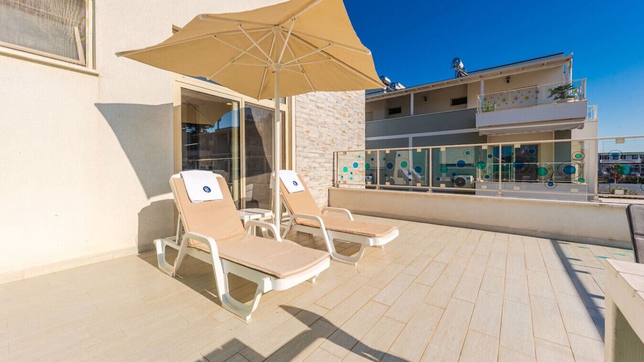 Photo of Patio Balcony in Qerek