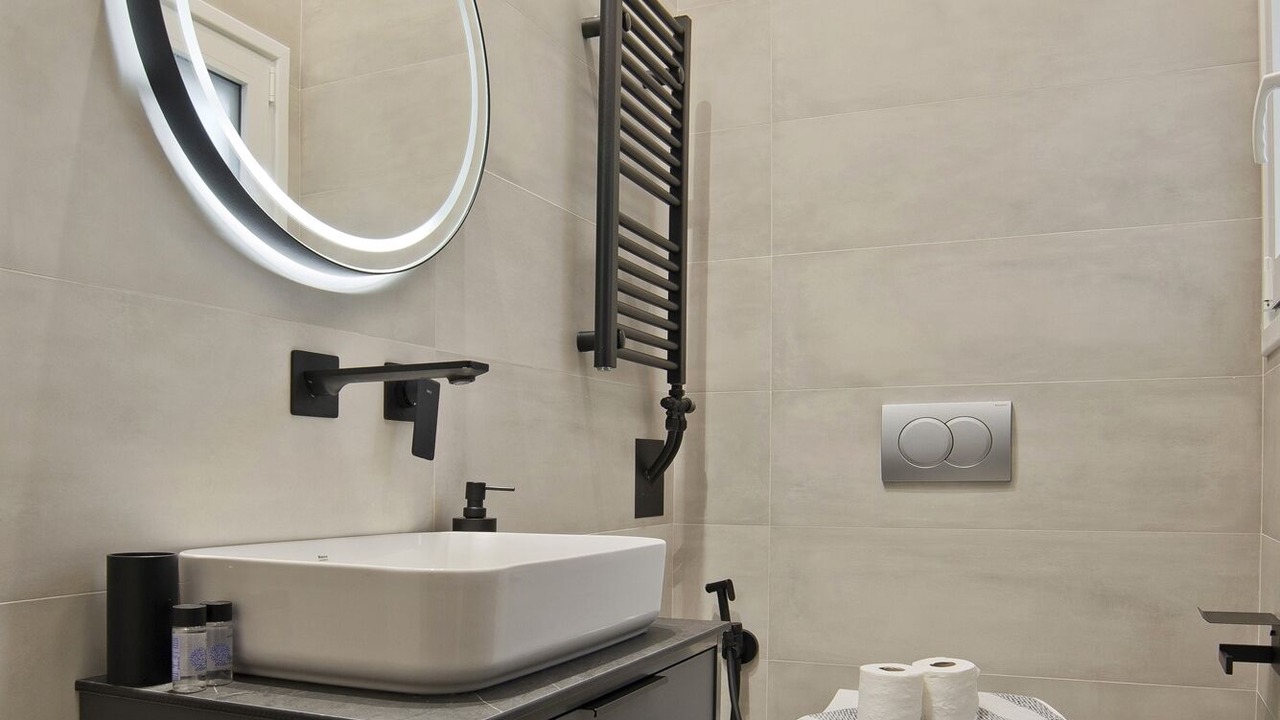 Photo of Bathroom in Ilisia