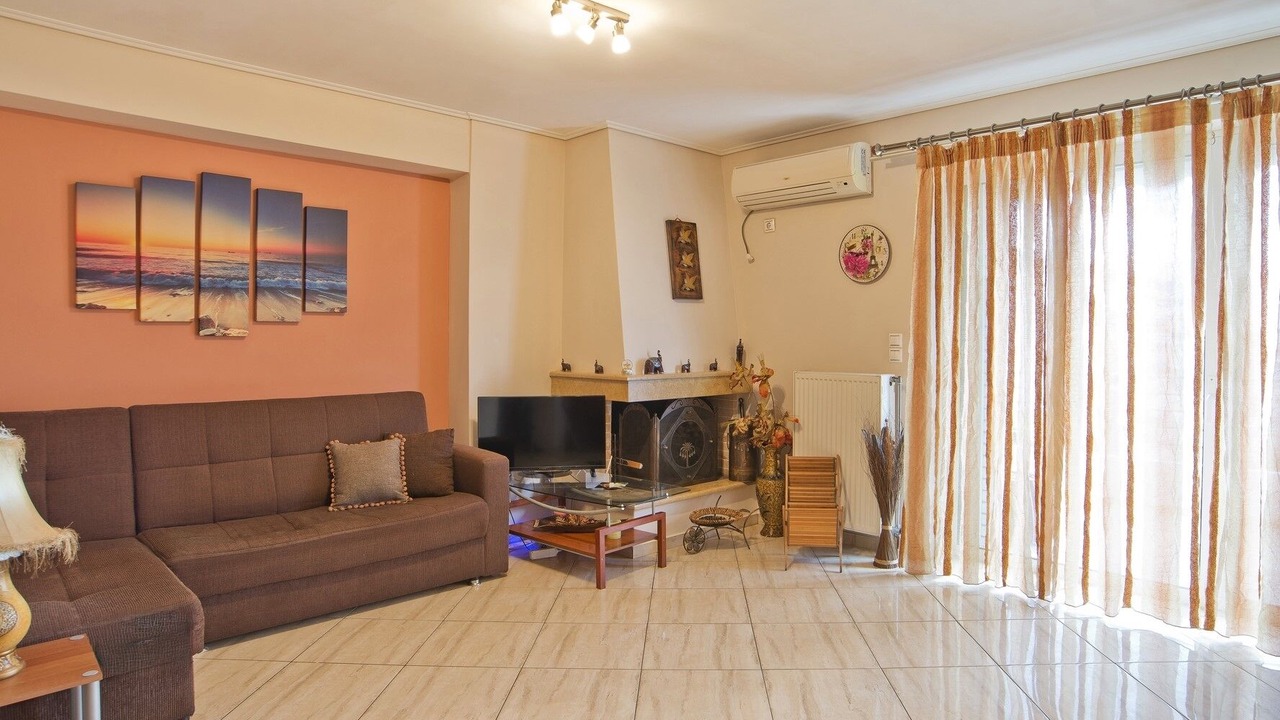 Photo of Livingroom in Moschato-Tavros