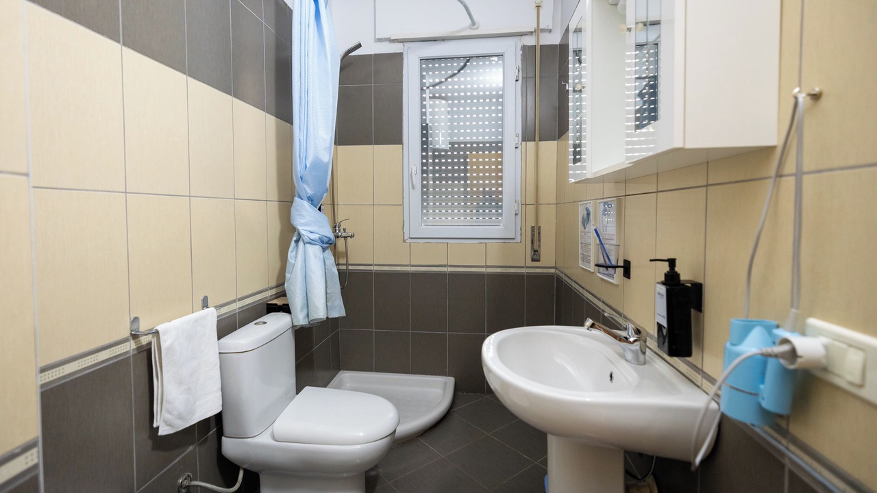 Photo of Bathroom in Radhime