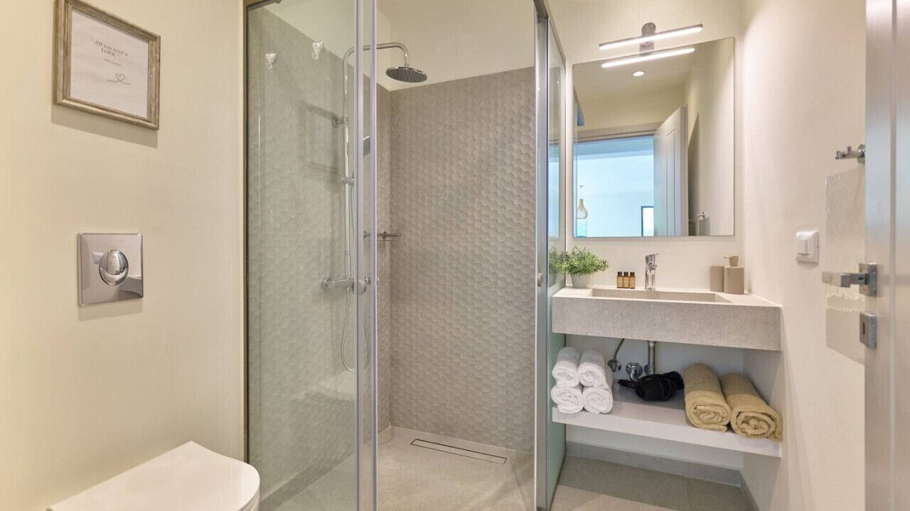 Photo of Bathroom in Maleme