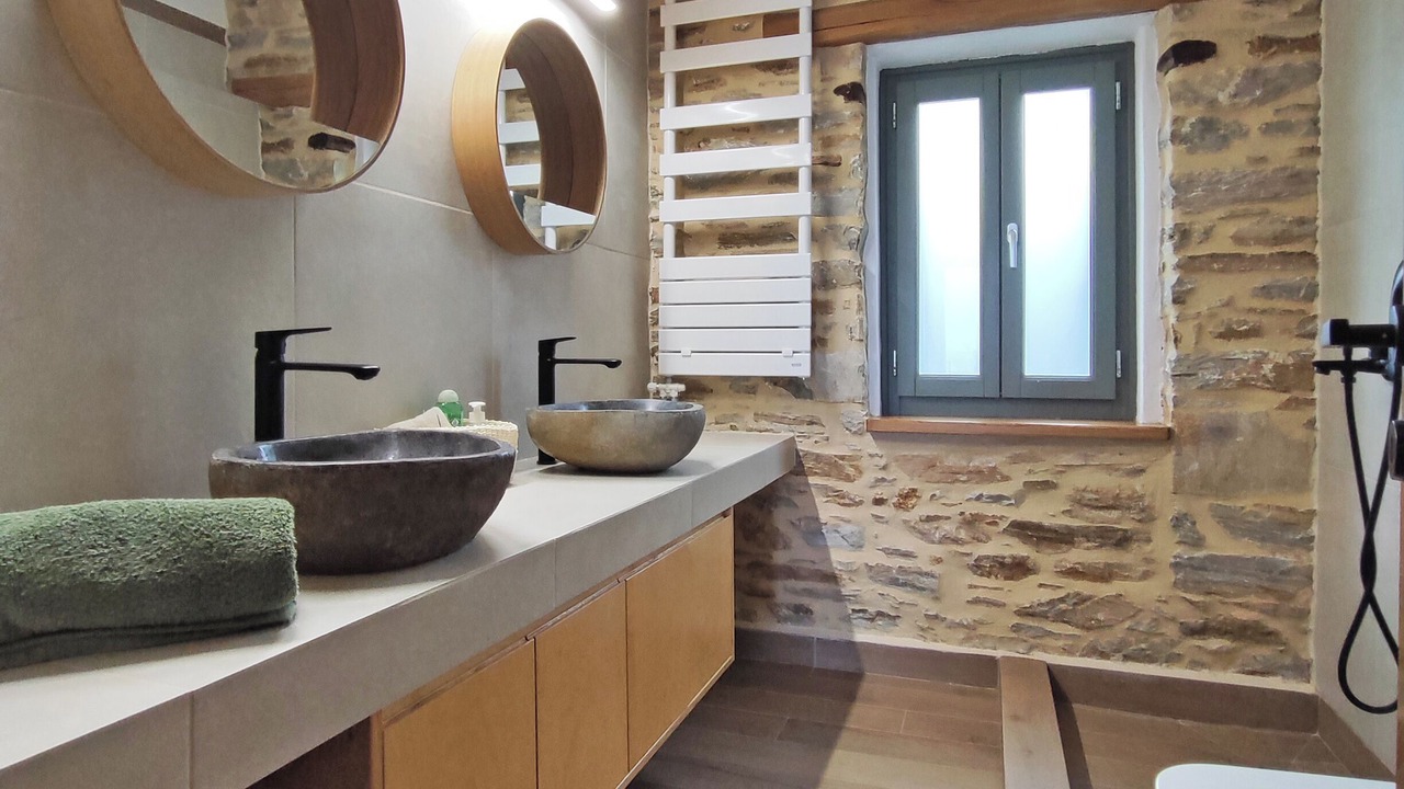 Photo of Bathroom in South Pelion