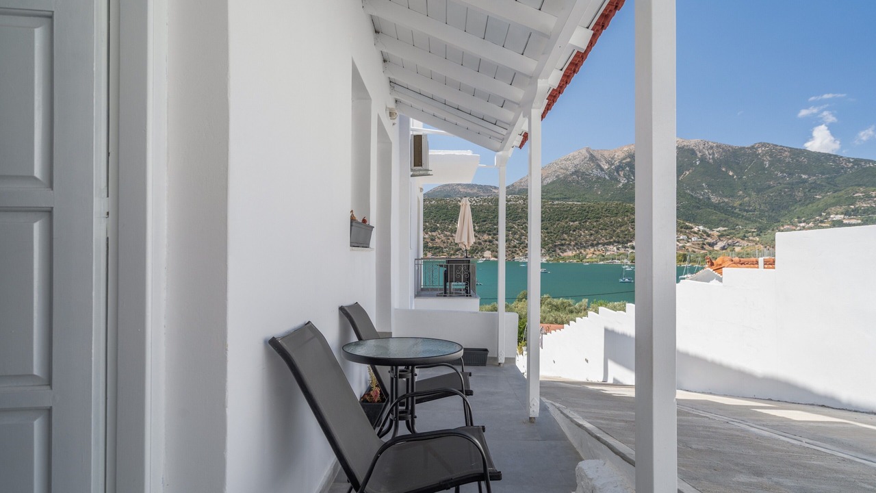 Photo of Patio Balcony in Geni