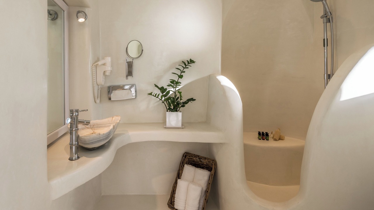 Photo of Bathroom in Oia