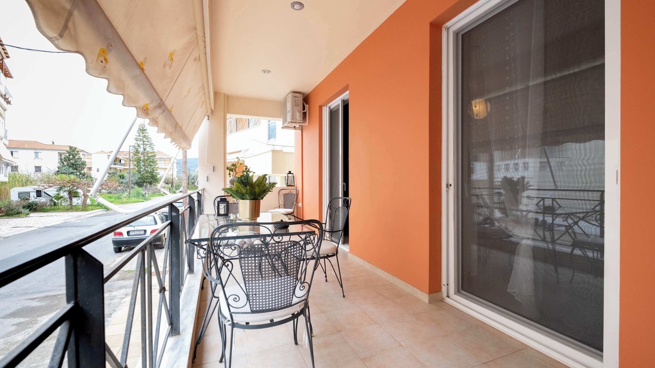 Photo of Patio Balcony in Paralio Astros