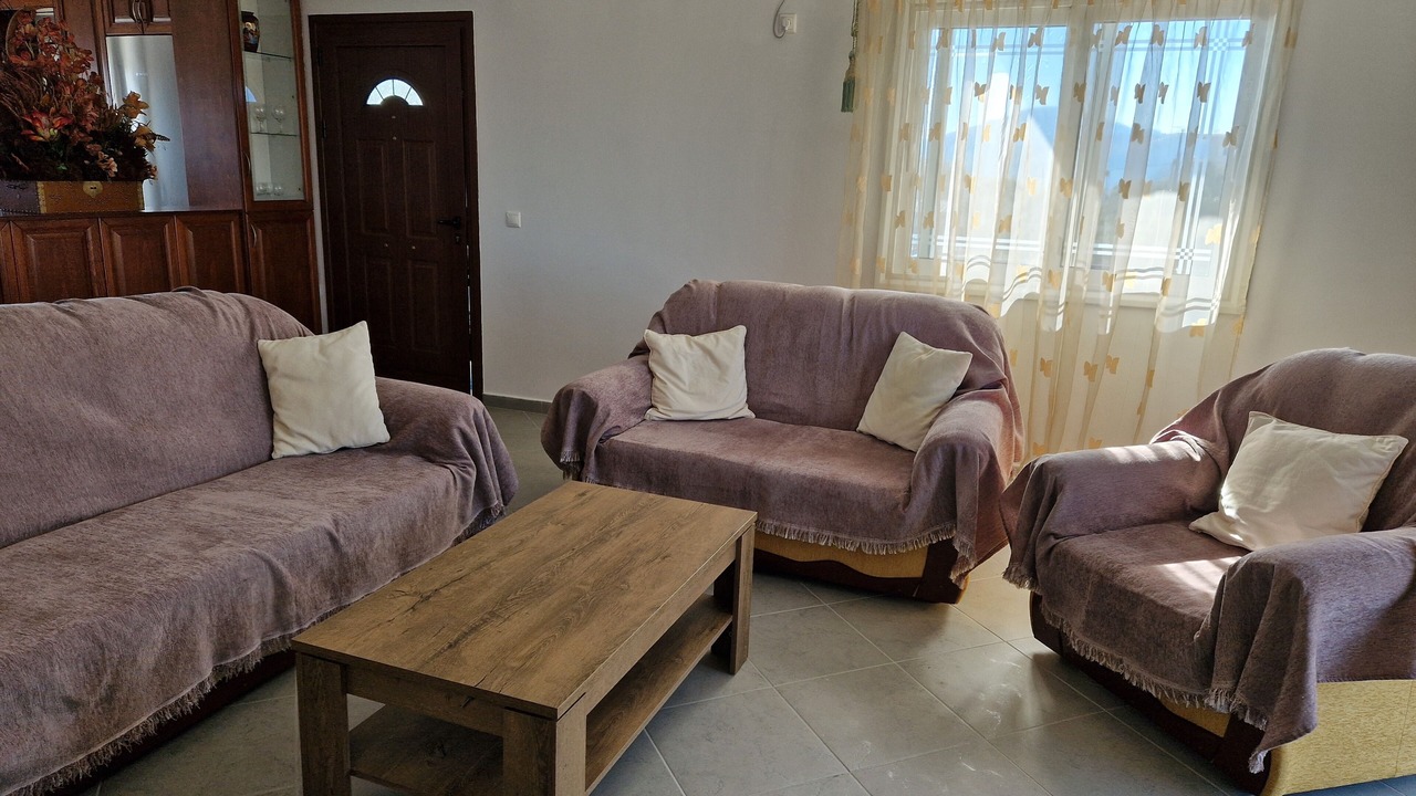 Photo of Livingroom in Aliko