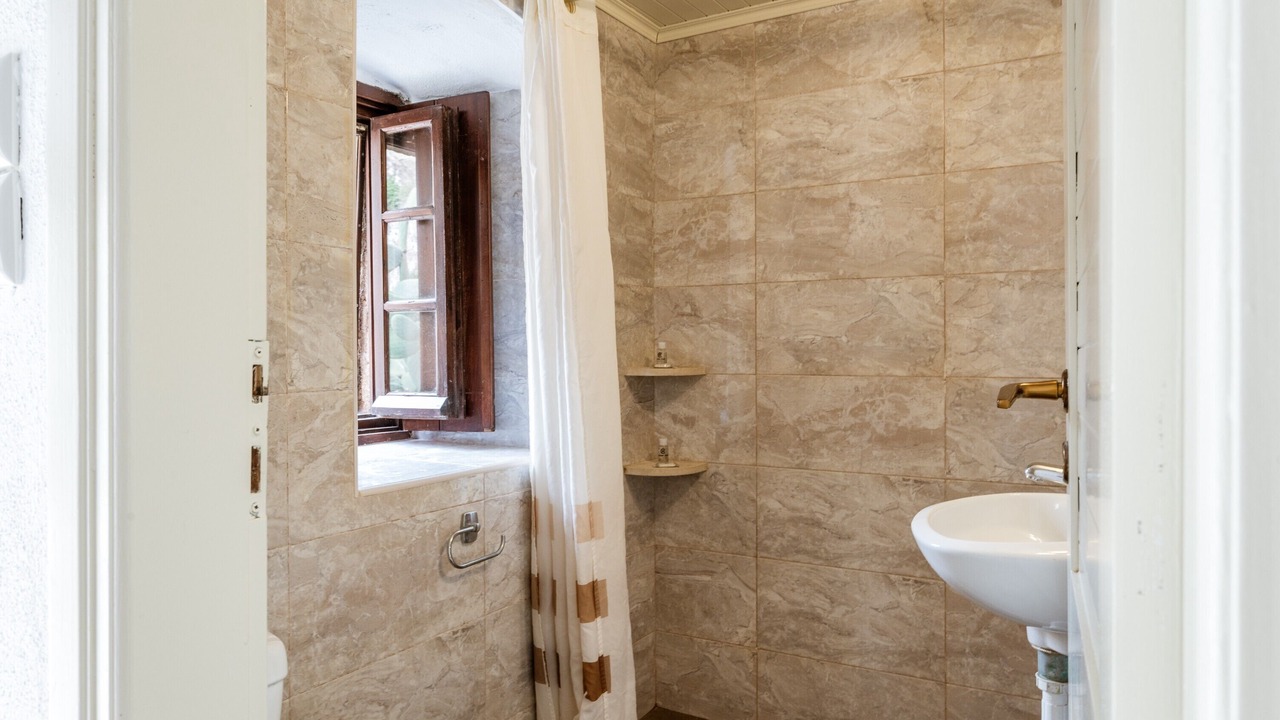Photo of Bathroom in Monemvasia