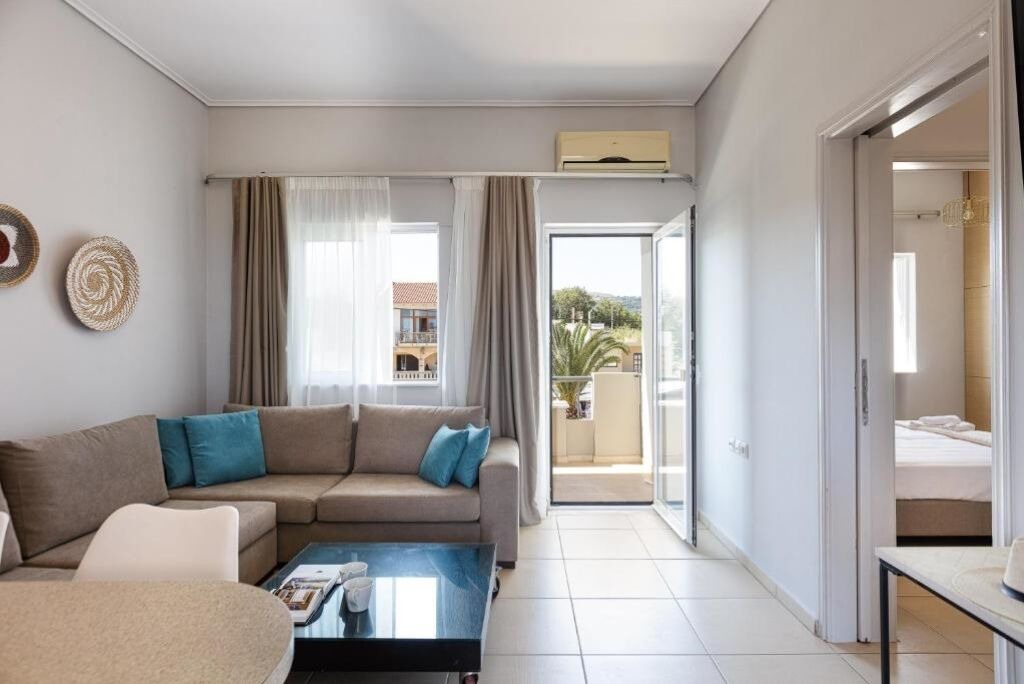Photo of Livingroom in Adelianos Kampos