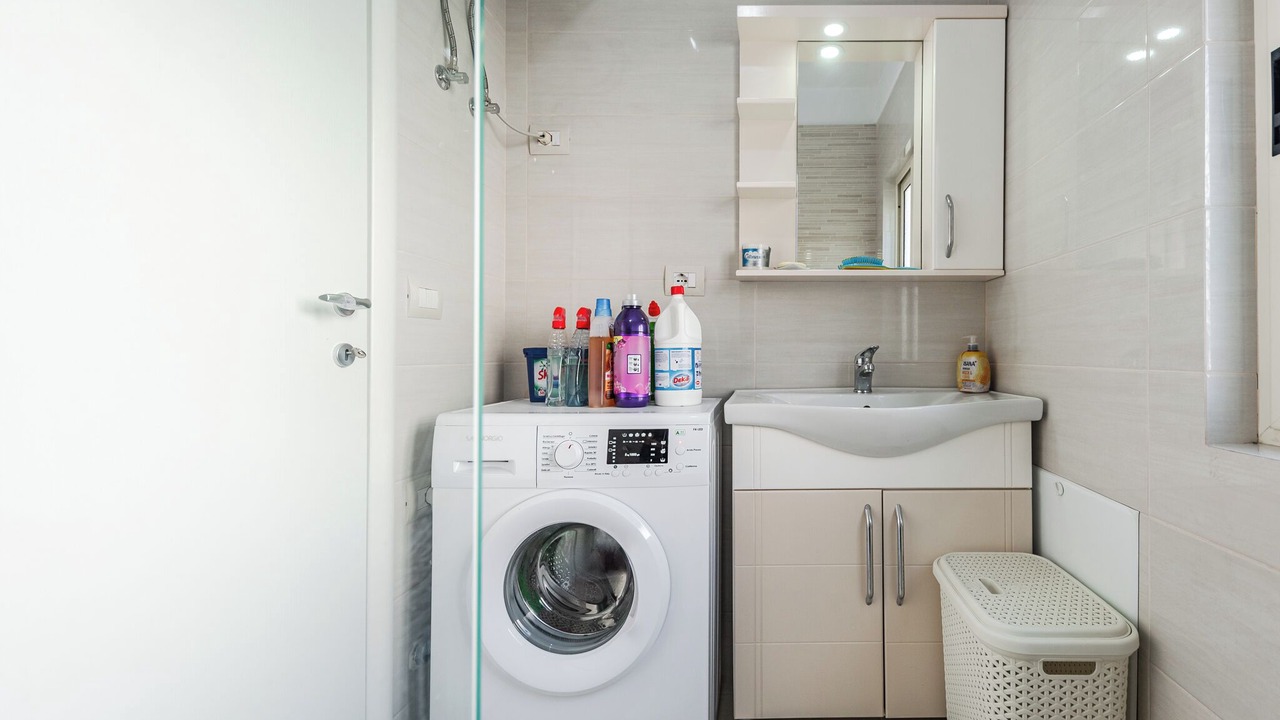 Photo of Bathroom in Golem