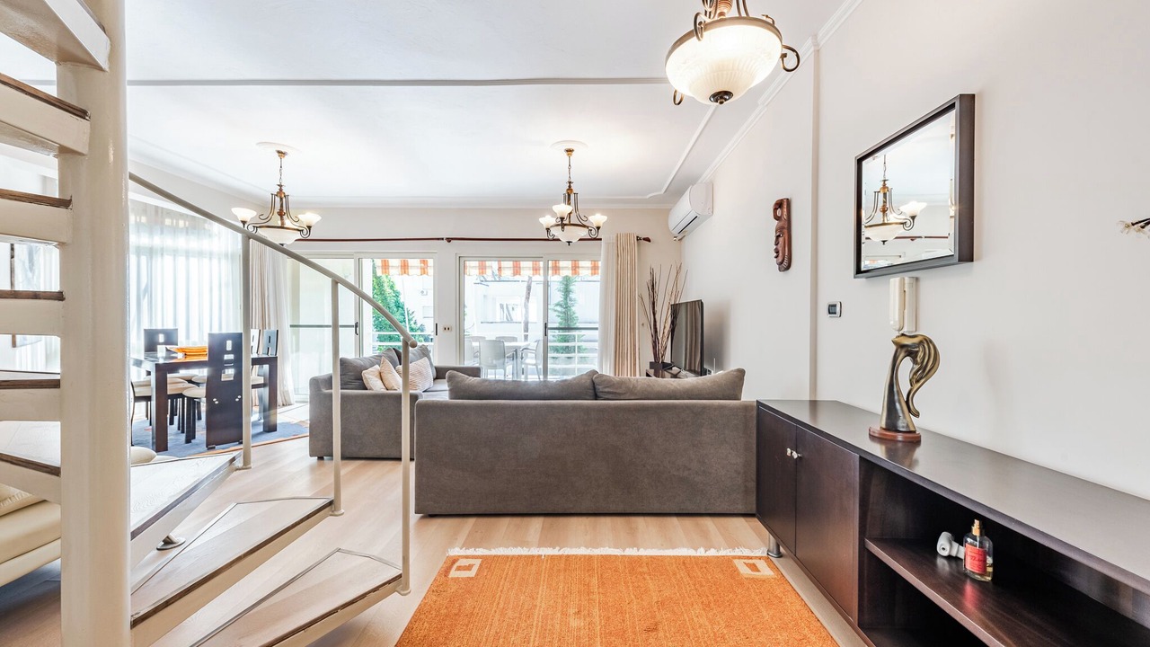 Photo of Livingroom in Golem