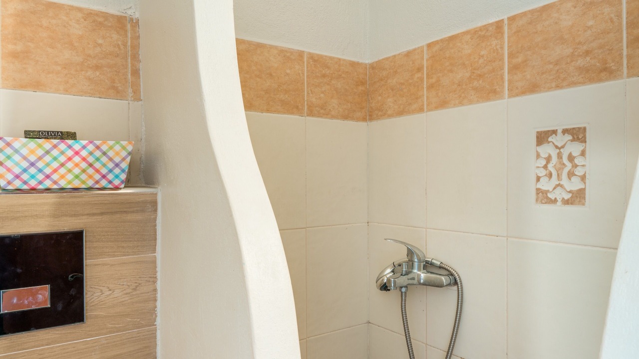 Photo of Bathroom in Diafani