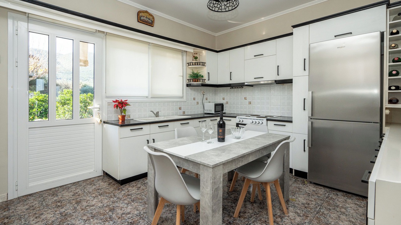 Photo of Kitchen in Agia Marina